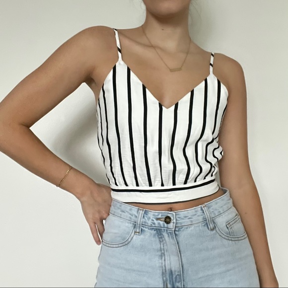 2 FOR 20 ✨ STRIPED CROP TOP - Picture 3 of 6